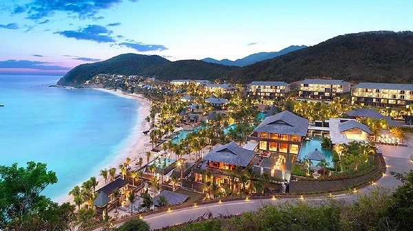 15. Ну Вьетнам-то вы точно знаете! Он расположен в ...