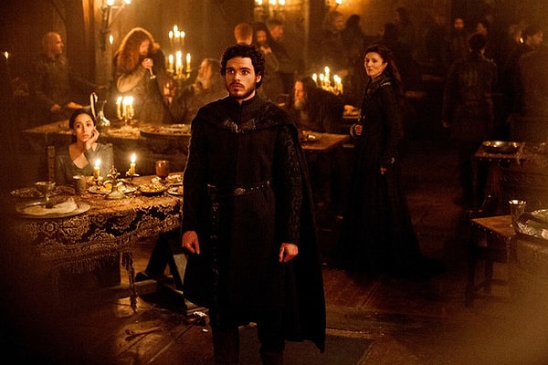 Вас бы закололи на Красной свадьбе!