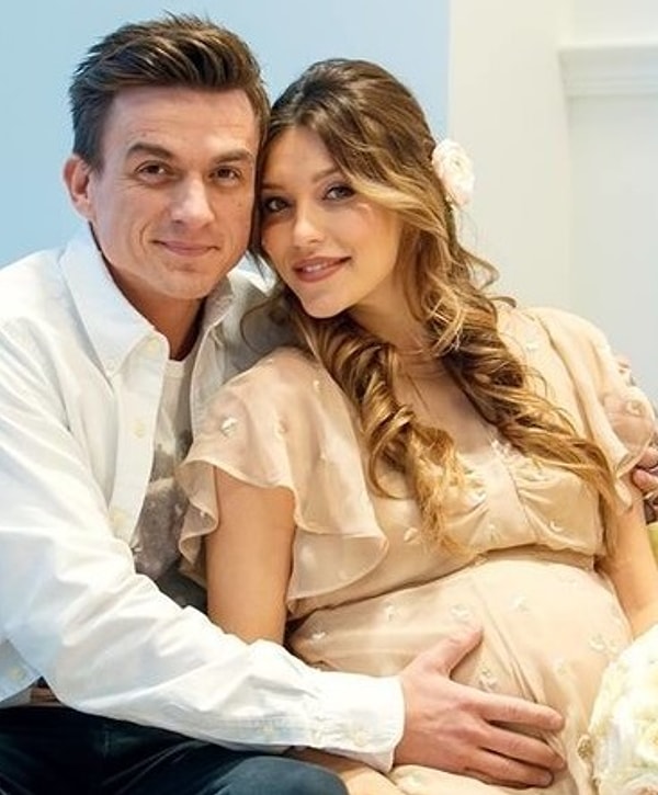 Сейчас же Топалов занимается сольной карьерой и растит сына с телеведущей Региной Тодоренко.