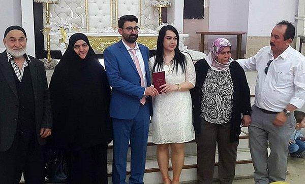 Denizli'de yaşayan Zekeriya Karataş, nişanlısı Gülşah Yılmaz ile nikah kıydı