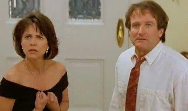9. Mrs Doubtfire(Müthiş Dadı) filminde Daniel ve Miranda arasındaki büyük kavga...