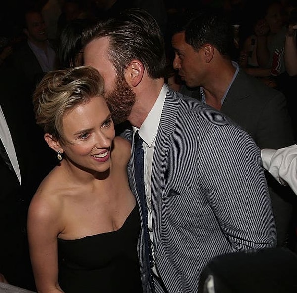 5. Крис Эванс точно может доверить свои секреты Скарлетт Йоханссон