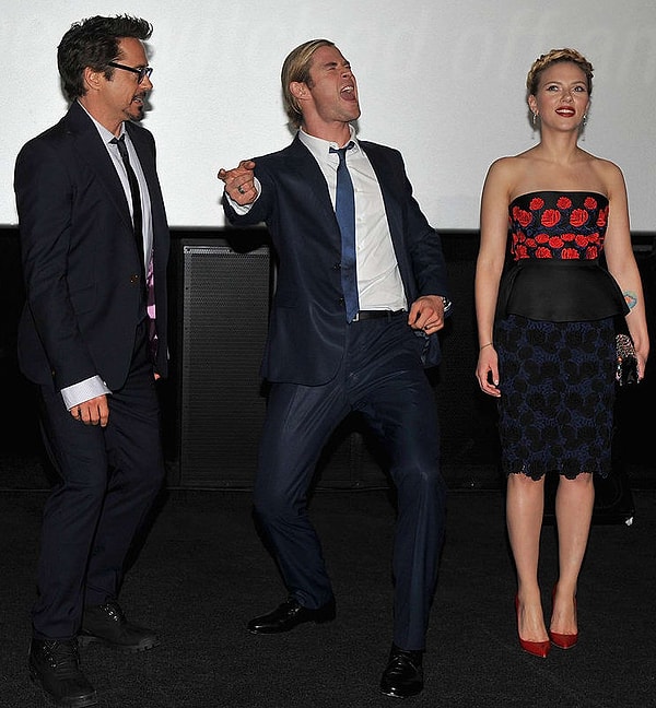 12. Крис смыслит в развлечениях