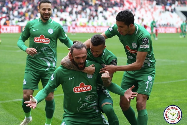 Ligde 39 puanla 8. sırada bulunan Çaykur Rizespor da dahil olmak üzere 11 takım düşme tehlikesiyle karşı karşıya bulunuyor.