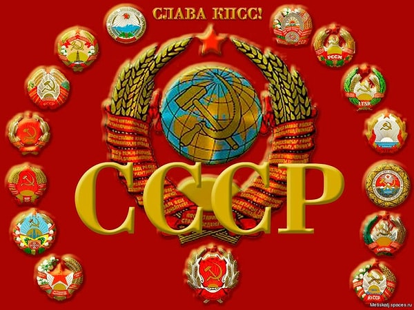 6. Договор об образовании СССР был подписан в...