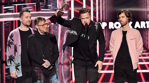 9. Imagine Dragons - "Лучший рок-исполнитель".