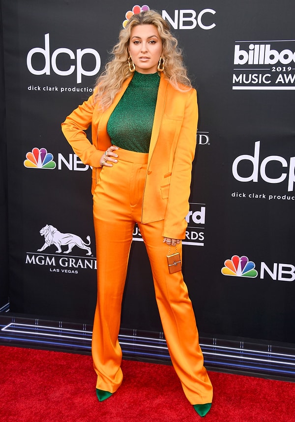 13. Тори Келли