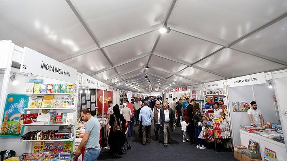 İstanbul'da 37 Senedir Her Ramazan Düzenlenen Kitap Fuarı Bu Yıl İptal