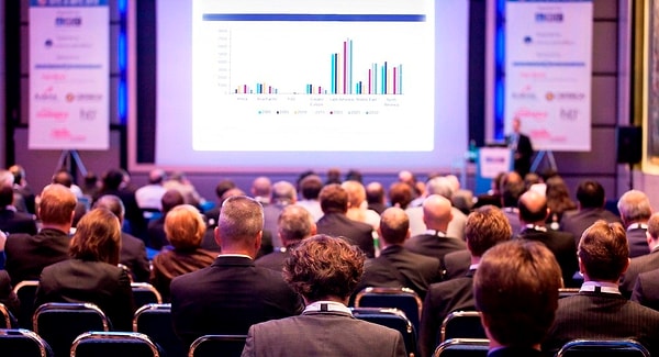 9. А как правильно пишется это слово?