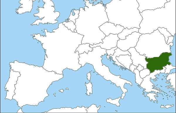 8. Какая из следующих стран выделена зеленым цветом?