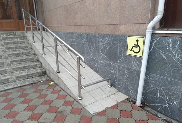 22. Аттракцион "Трамплин". Причем совершенно бесплатно