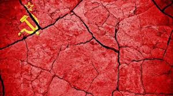 5. Советский союз распался в...