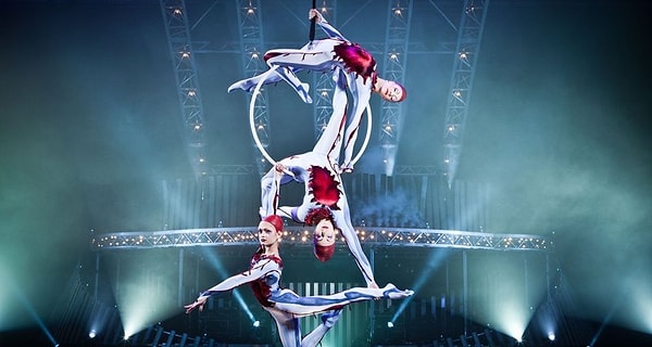 8. Цирк Солнца существует в...