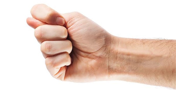 5. Что означает кукиш/дуля в Бразилии?