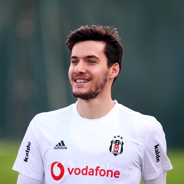 Umut Nayir