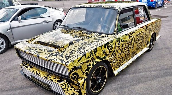 2. Из России с любовью!