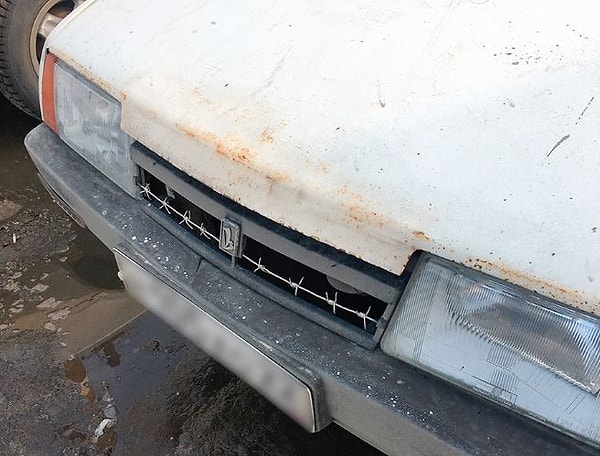 17. Радиаторная решетка в стиле "враг не пройдет!"