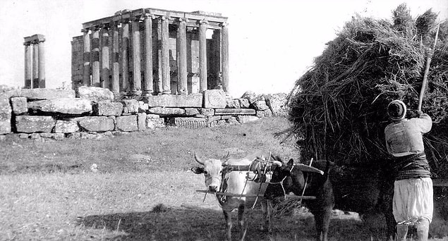 16. Zeus Tapınağı, Kütahya, 1920.