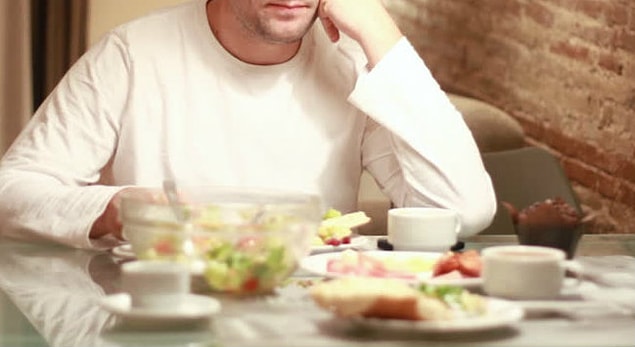 Cünup iken sahur yemeği yenebilir mi, oruca niyet edilebilir mi?