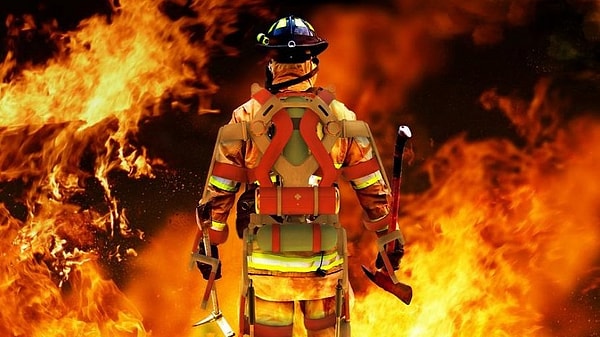 8. Стоят богатый и бедный дом. Оба горят. Какой полиция будет тушить первым?