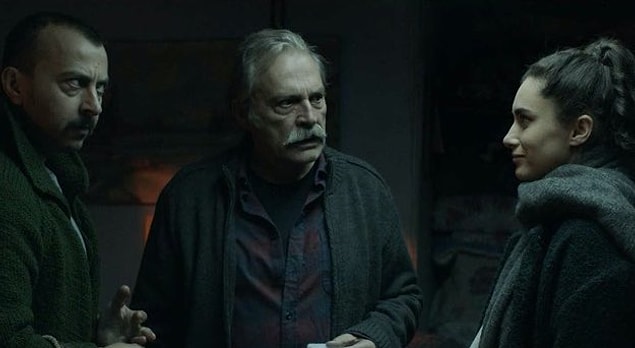 12. Cenk Ertürk’ün yönetmenliğini ve senaristliğini üstlendiği; Haluk Bilginer, Ali Atay ve Hande Doğandemir’in başrollerinde olduğu Nuh Tepesi filmi, Tribeca Film Festivali’nin Uluslararası Yarışma Kategorisi’nde En İyi Senaryo ödülünün sahibi oldu.