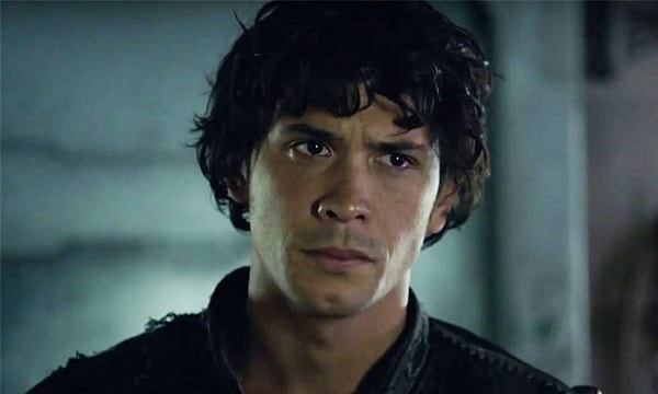 13. Как зовут этого персонажа сериала «100»?