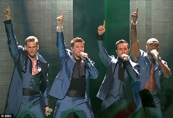 10. Британская группа "Blue" заняла 11 место в 2011 году