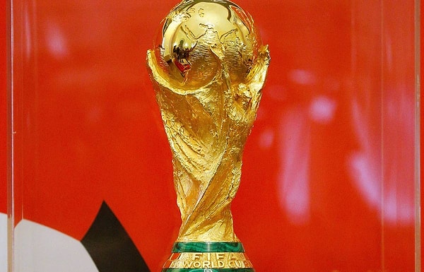 2. Кто выиграл Чемпионат мира по футболу 1986 года?