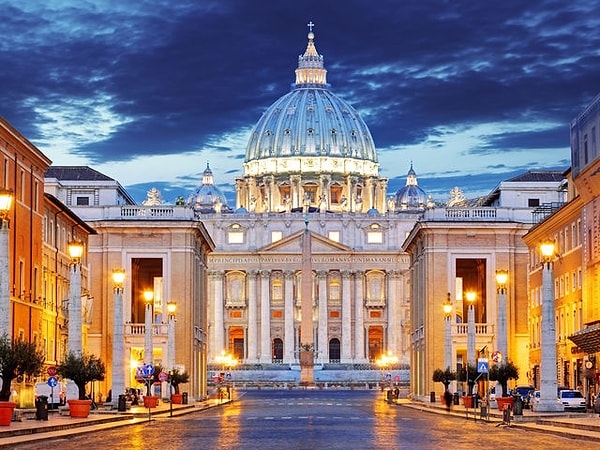 20. Как называется самое маленькое государство в мире?