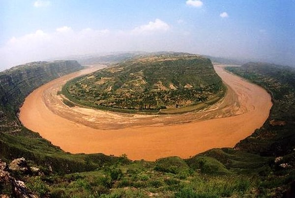 9. В какой стране находится река Хуанхэ?