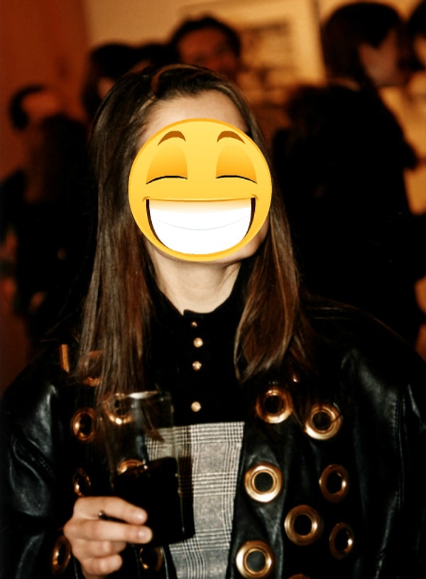 1. Итак, начнем. Кто изображен на фото?