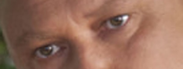 11. Чьи это глаза?