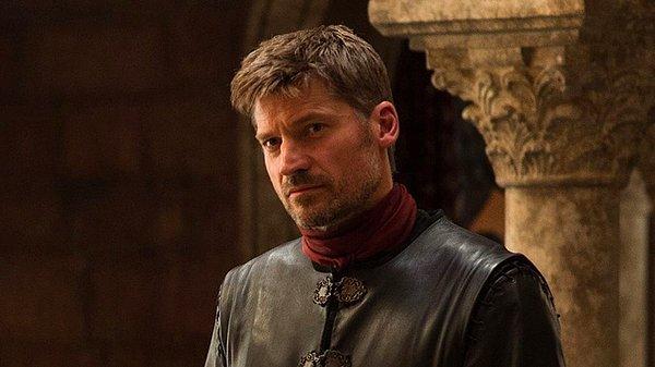 5. Jaime'nin nasıl sonuçlanacağını bile bile takma demir elini çıkarmayıp Daenerys'in askerlerine yakalanması.