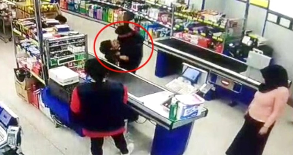 Bir Kadına 'Sen Erkek misin, Kadın mısın' Diye Sorunca Dayak Yiyen Çocuk