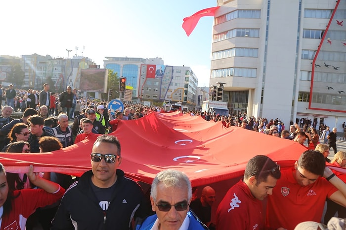 19 Mayıs'ın 100. Yılı Anısına Samsun'da 1919 Metrelik Türk Bayrağı ile Kutlamalar Yapıldı #YürüyoruzYolunda