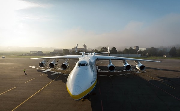 13. Самый большой в мире самолет был создан в СССР и назывался...