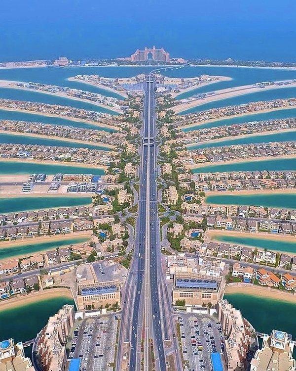 3. Adeta bir GTA oyun haritası gibi ama değil, burası Dubai.