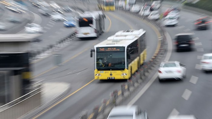 Ve İstanbul'da Aylık Öğrenci Kartı 40 Liraya İndirildi