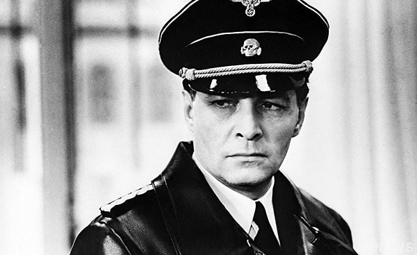 Вы либо ничего не смотрели, либо уже все подзабыли!