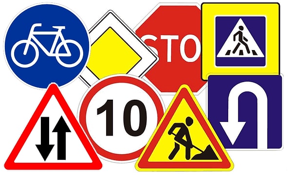 8. На обочинах дорог есть знаки для регулировки движения.