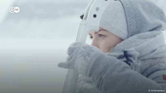 Kuzey Kutbu'nda Buzdan Enstrümanlarla Konser