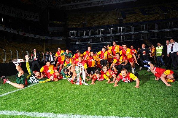 13. Süper Lig Şampiyonluğu / 2011-12