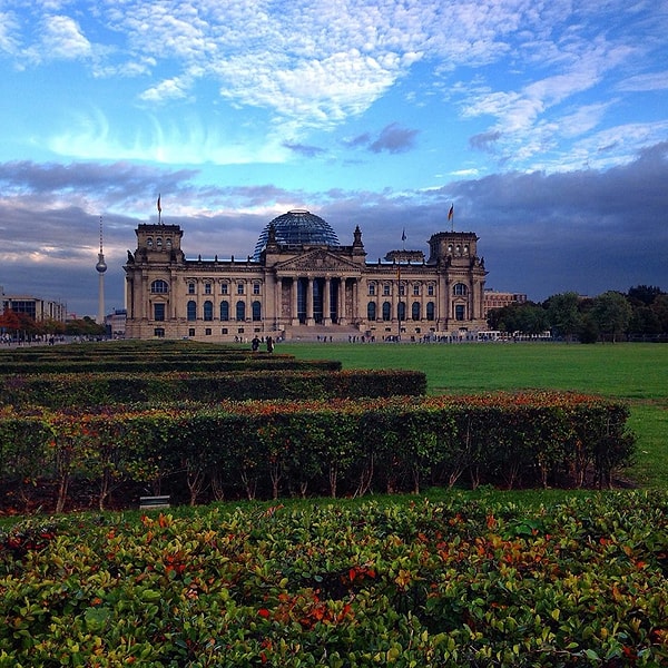 5. В каком городе в 1933 году подожгли рейхстаг?