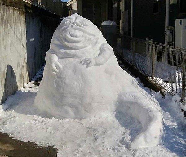 7. Japonya'da kardan adamlar bile bir başka 😅