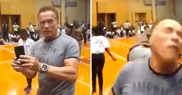Güney Afrika’nın Sandton kentine spor müsabakalarında hakemlik yapmak üzere giden Schwarzenegger, hayranlarıyla sohbet ederken kalabalıktan çıkan bir kişinin tekmeli saldırısına uğradı.