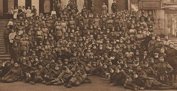5. Женский батальон смерти, участвовавший в Первой мировой войне.