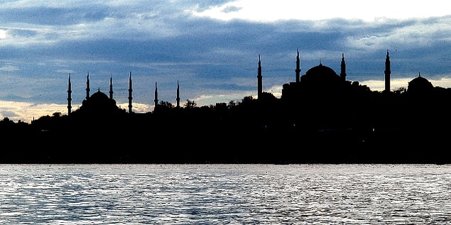 ABD’deki George Washington Üniversitesi’nden akademisyen Şeherazade Rahman ve Hüseyin Askari, her yıl olduğu gibi bu yıl da "En İslami Ülkeler" listesini açıkladı. Listedeki sıralama biraz şaşırttı. Gelin ilk önce ilk ona bakalım.