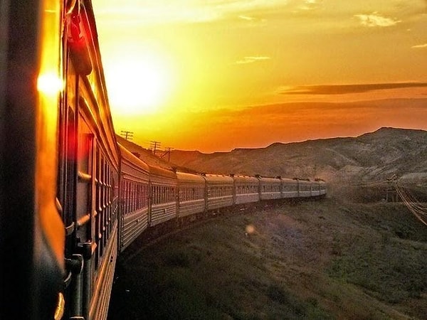 3. Бывает ли так, что вы мечтаете просто взять и уехать куда-нибудь?