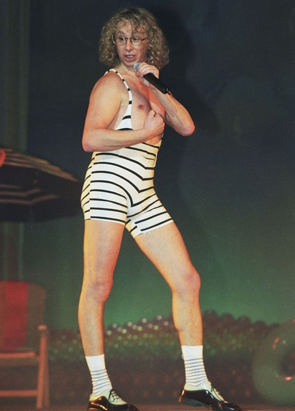 8. Аркадий Укупник