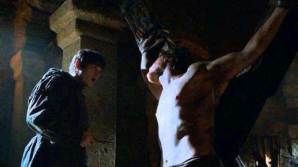 17. Ramsay'in Theon'u hadım etmesi